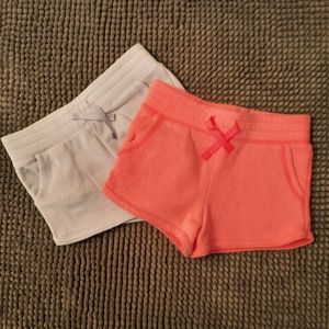 OshKosh / Girls short (2 pair bundle)
